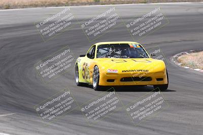 media/Jun-01-2025-CalClub SCCA (Sun) [[eae223c5dd]]/Group 1/Track Event 4/